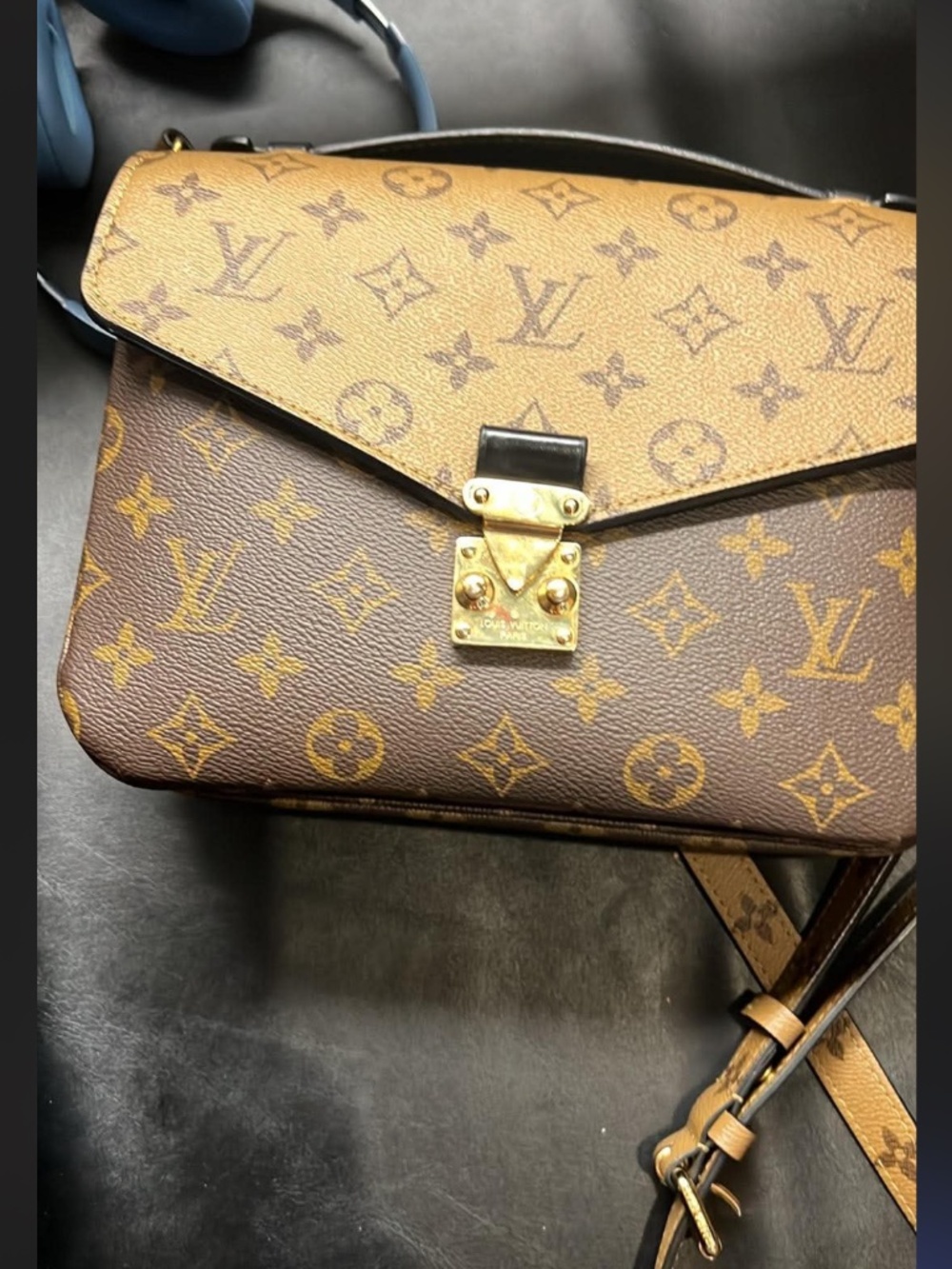 LV BAG - Picture 4 of 17